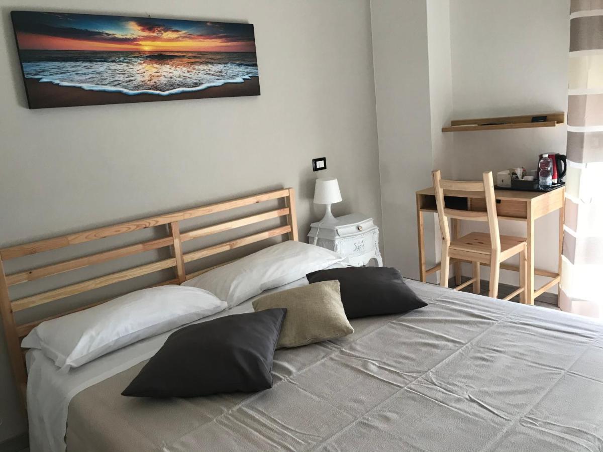 Attico Livorno Bed & Relax Hotel Exterior foto