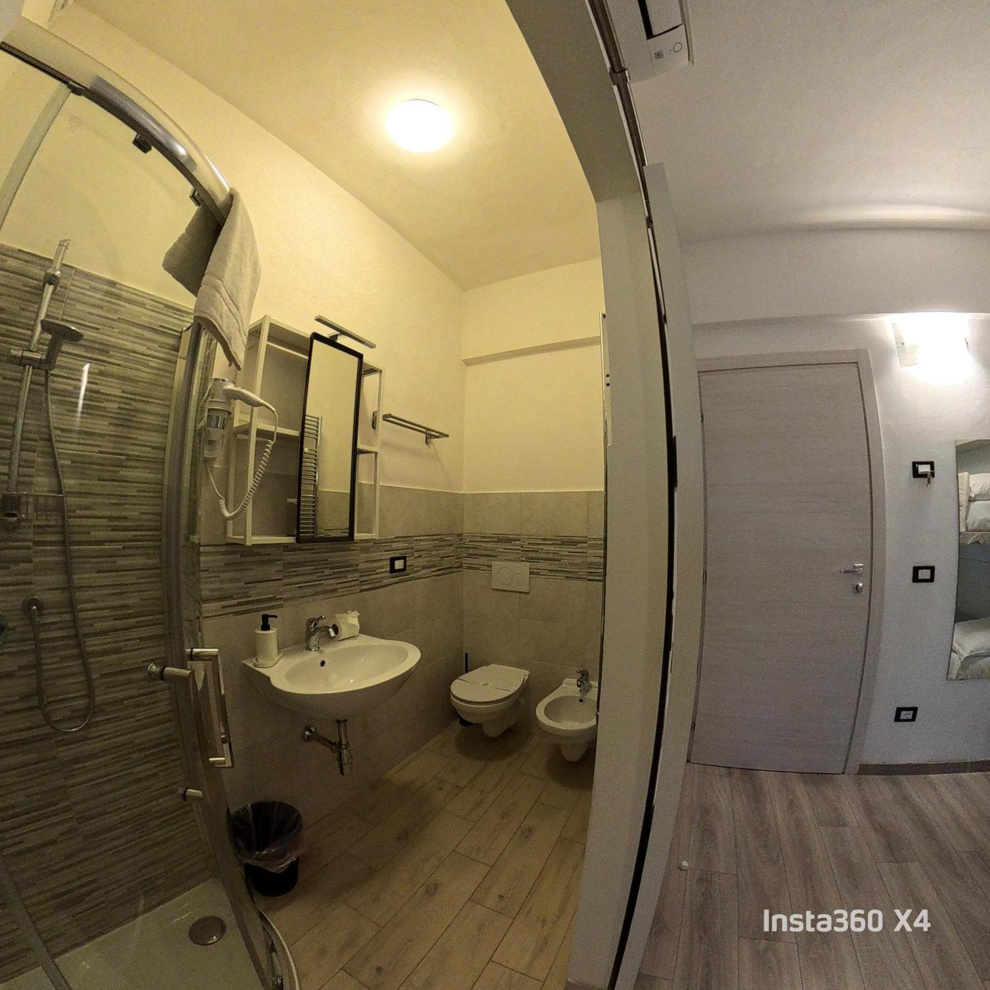 Attico Livorno Bed & Relax Hotel Exterior foto